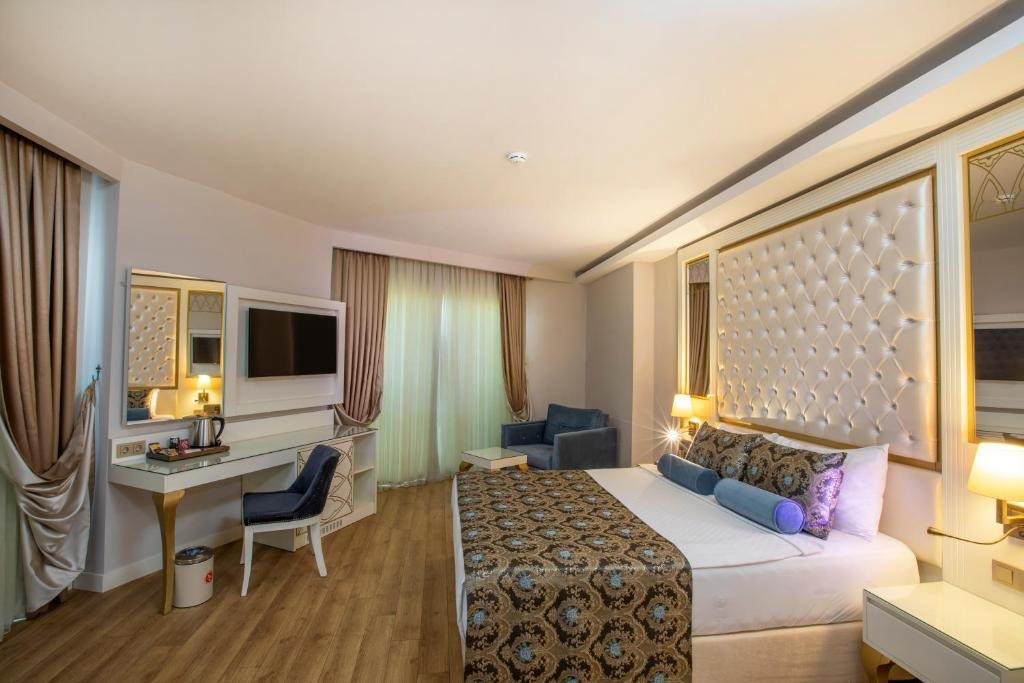 هتل حیدر پاشا پالاس